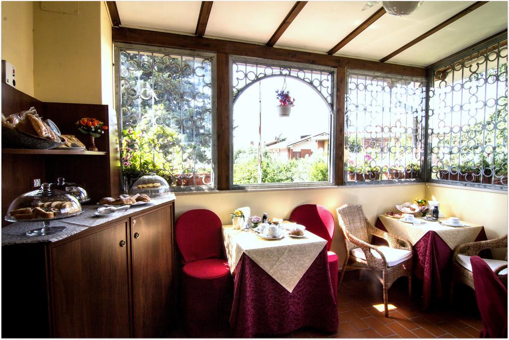 B&B Degli Amici Ciampino Exterior foto