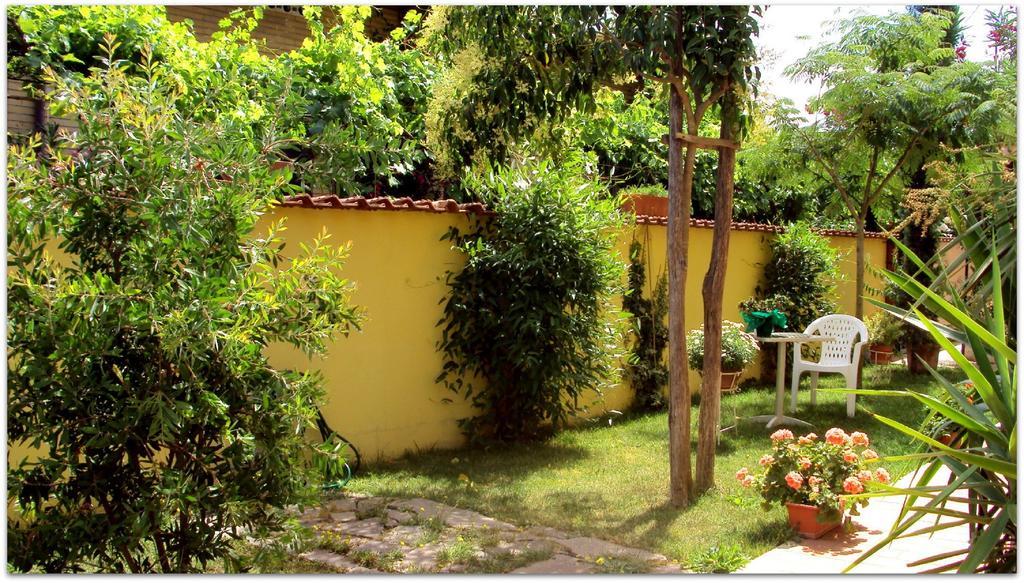 B&B Degli Amici Ciampino Exterior foto